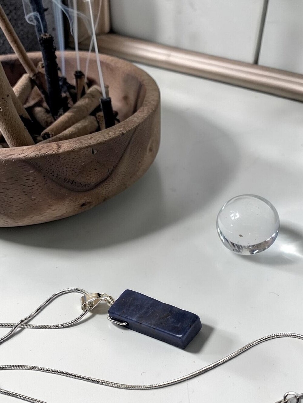 Blue Indian Agate Rectangular Stone Pendant Necklace